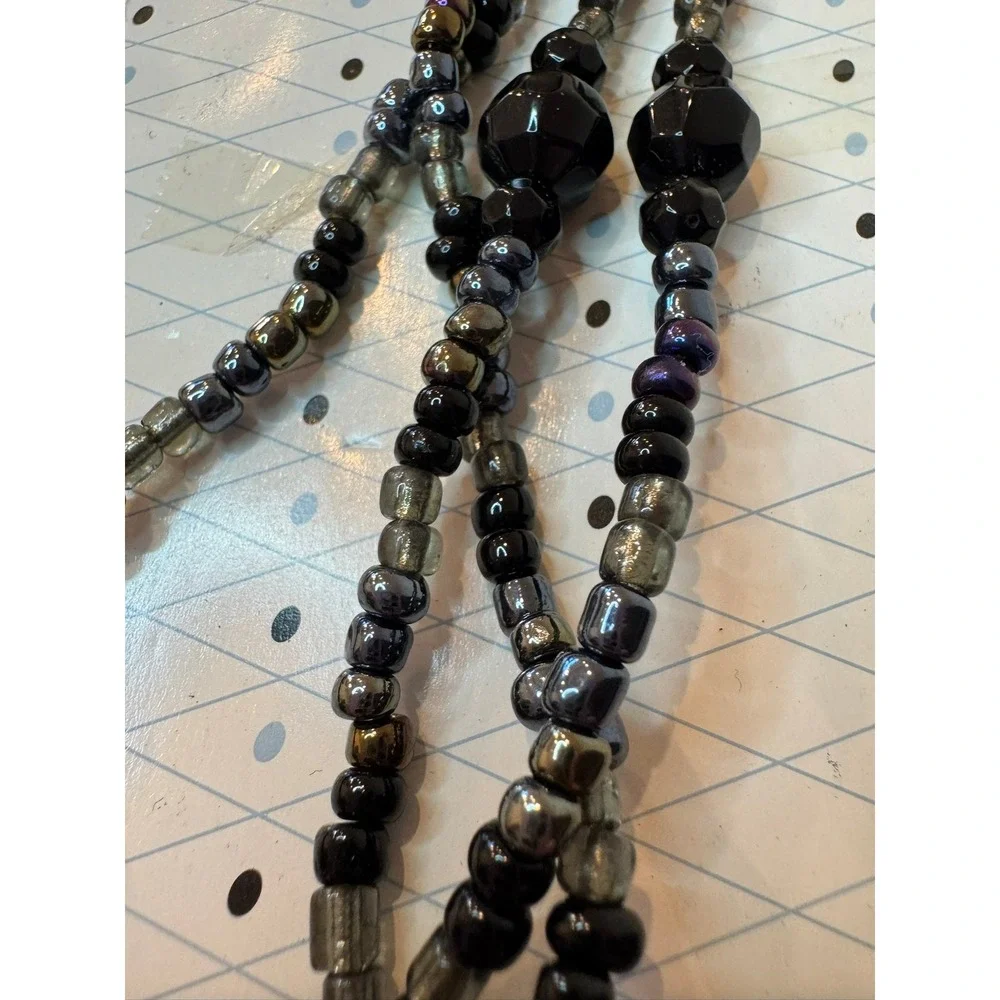 i.D. Beads Scholastic Black Silver Iridescent Beaded Lanyard ID Badge Holder
